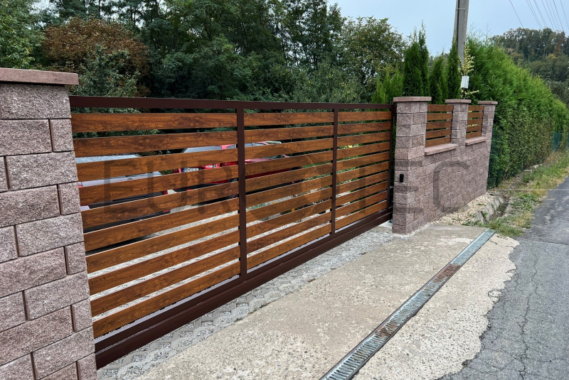 Brány a ploty / HLINÍKOVÉ - foto Brány a ploty / HLINÍKOVÉ - foto