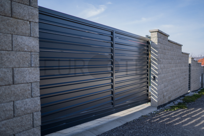 Brány a ploty / HLINÍKOVÉ - foto Brány a ploty / HLINÍKOVÉ - foto