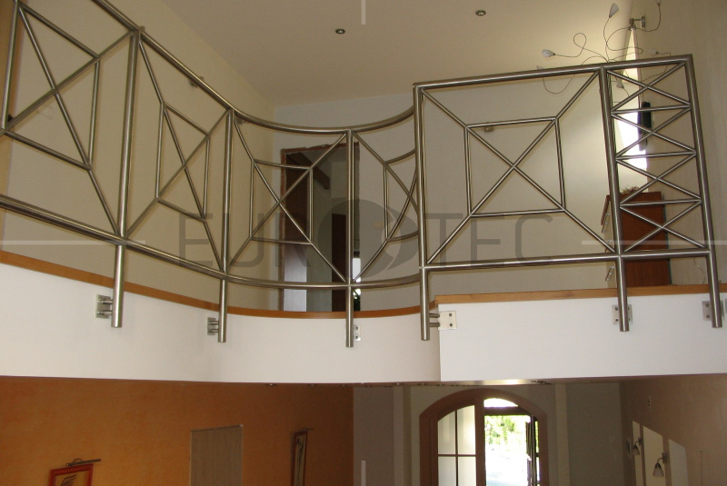 Zábradlia a balkóny / Madlá a atypy - foto Zábradlia a balkóny / Madlá a atypy - foto