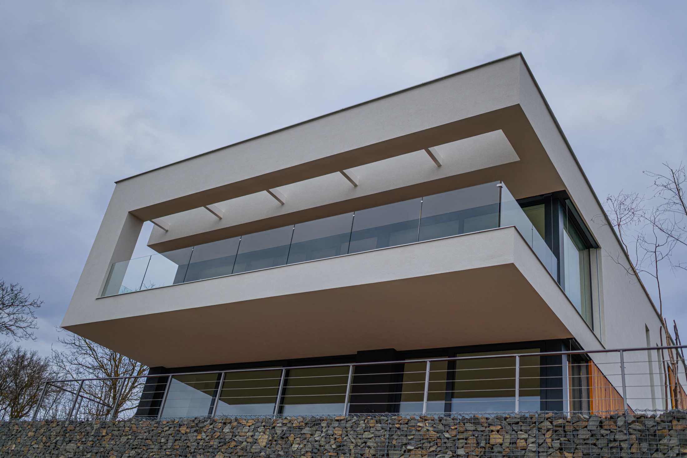 ÄSTHETISCHE GELÄNDER<br /> MODERNE LÖSUNGEN