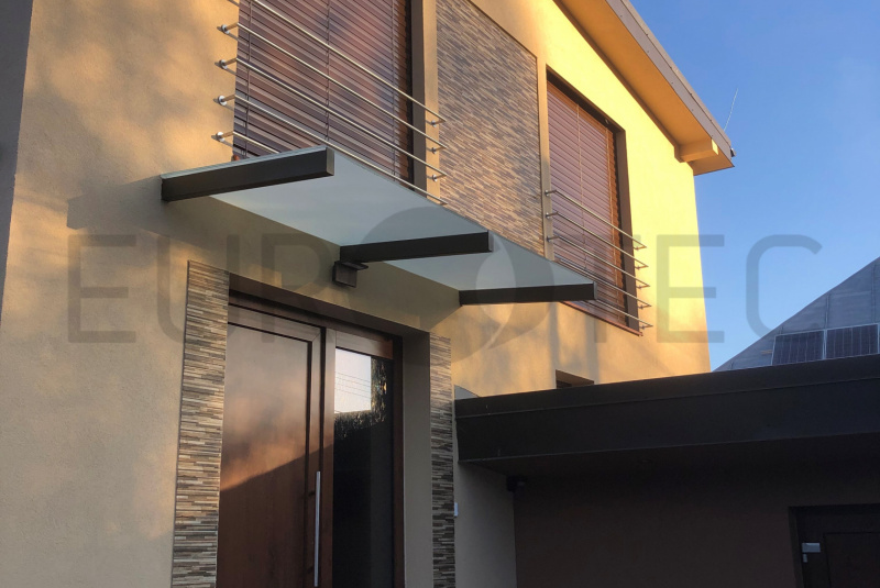 Zábradlia a balkóny / Francúzke okná - foto Zábradlia a balkóny / Francúzke okná - foto