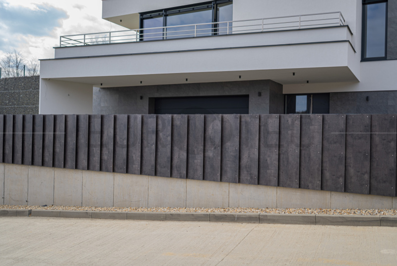 Brány a ploty / FUNDERMAX - foto Brány a ploty / FUNDERMAX - foto