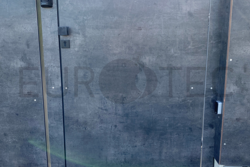 Brány a ploty / FUNDERMAX - foto Brány a ploty / FUNDERMAX - foto