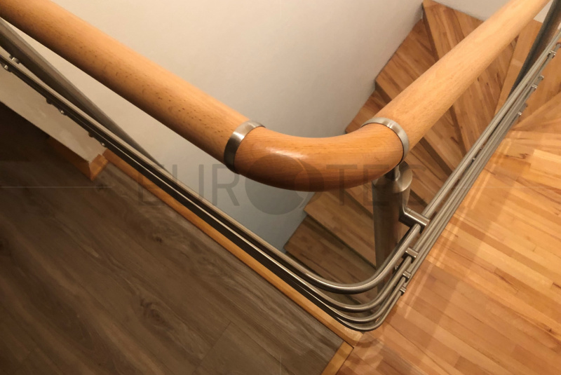 Zábradlia a balkóny / Madlá a atypy - foto Zábradlia a balkóny / Madlá a atypy - foto