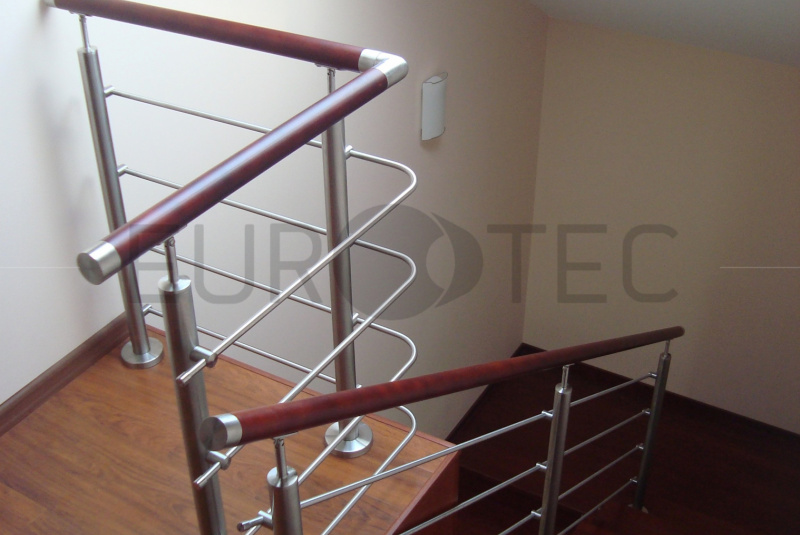 Zábradlia a balkóny / Madlá a atypy - foto Zábradlia a balkóny / Madlá a atypy - foto