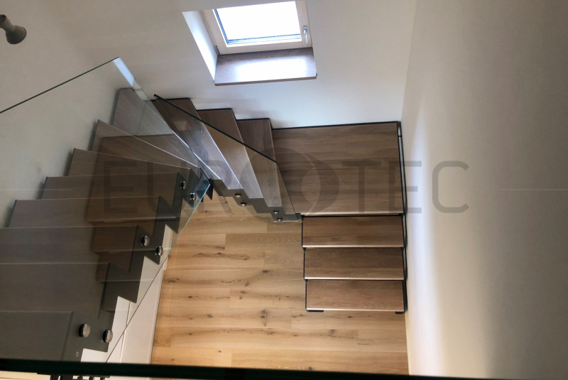 Schody / Nosníkové schody - foto Schody / Nosníkové schody - foto