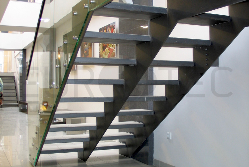 Schody / Nosníkové schody - foto