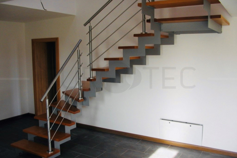 Schody / Nosníkové schody - foto Schody / Nosníkové schody - foto