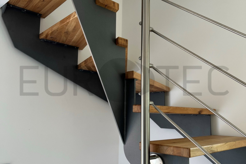 Schody / Nosníkové schody - foto Schody / Nosníkové schody - foto