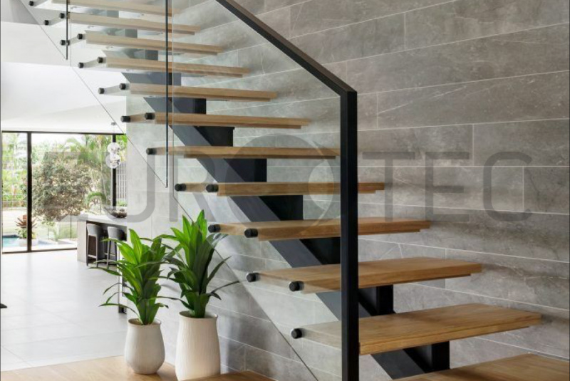 Schody / Nosníkové schody - foto Schody / Nosníkové schody - foto