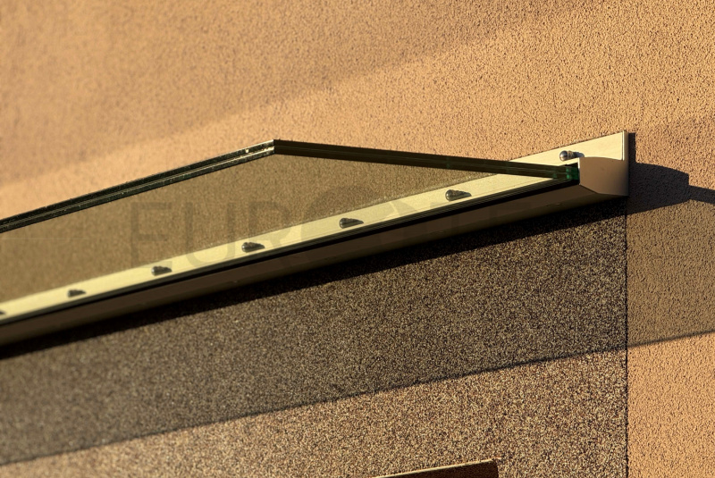 Prístrešky / Bez konštrukcie  - foto Prístrešky / Bez konštrukcie  - foto