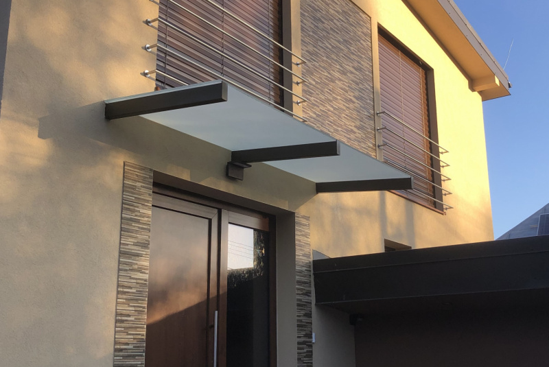 Prístrešky / Bez konštrukcie  - foto Prístrešky / Bez konštrukcie  - foto