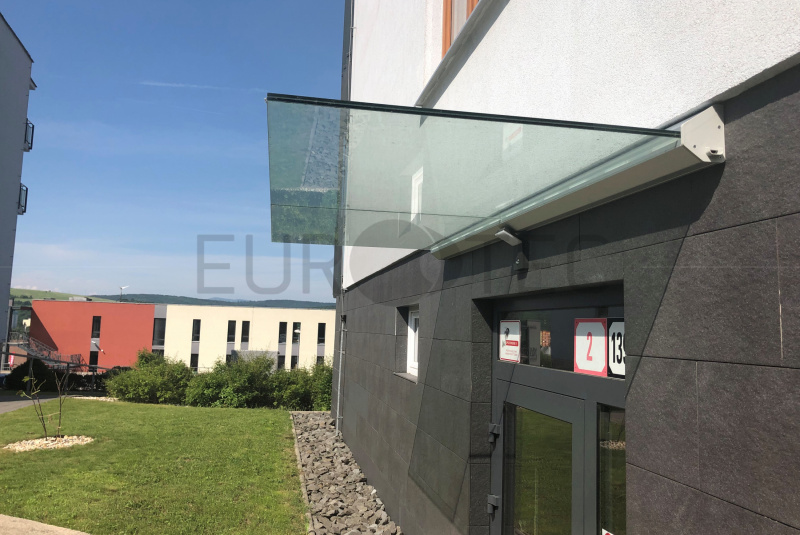 Prístrešky / Bez konštrukcie  - foto Prístrešky / Bez konštrukcie  - foto