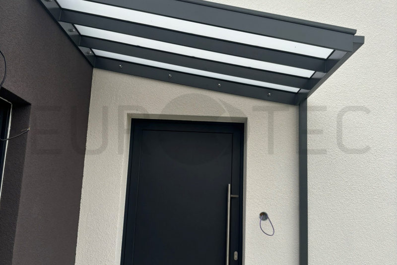 Prístrešky / S konštrukciou  - foto Prístrešky / S konštrukciou  - foto