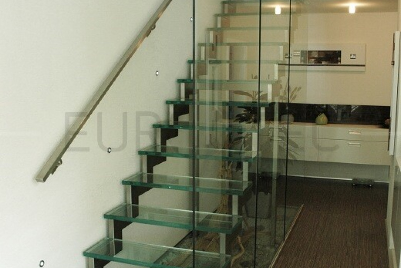 Sklenené systémy / DVERE A ZÁSTENY  - foto Sklenené systémy / DVERE A ZÁSTENY  - foto