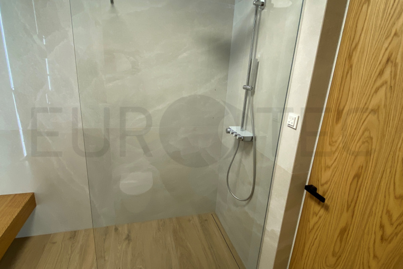 Sklenené systémy / SPRCHOVÉ KÚTY - foto Sklenené systémy / SPRCHOVÉ KÚTY - foto