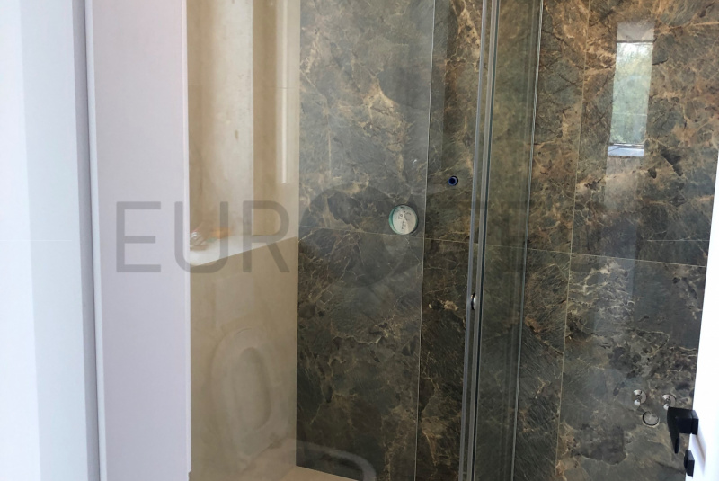 Sklenené systémy / SPRCHOVÉ KÚTY - foto Sklenené systémy / SPRCHOVÉ KÚTY - foto