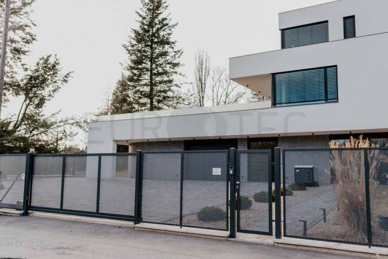 Brány a ploty / ŤAHOKOV - foto Brány a ploty / ŤAHOKOV - foto