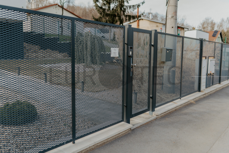 Brány a ploty / ŤAHOKOV - foto Brány a ploty / ŤAHOKOV - foto