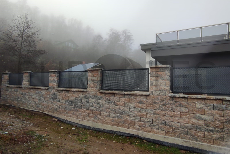 Brány a ploty / ŤAHOKOV - foto Brány a ploty / ŤAHOKOV - foto