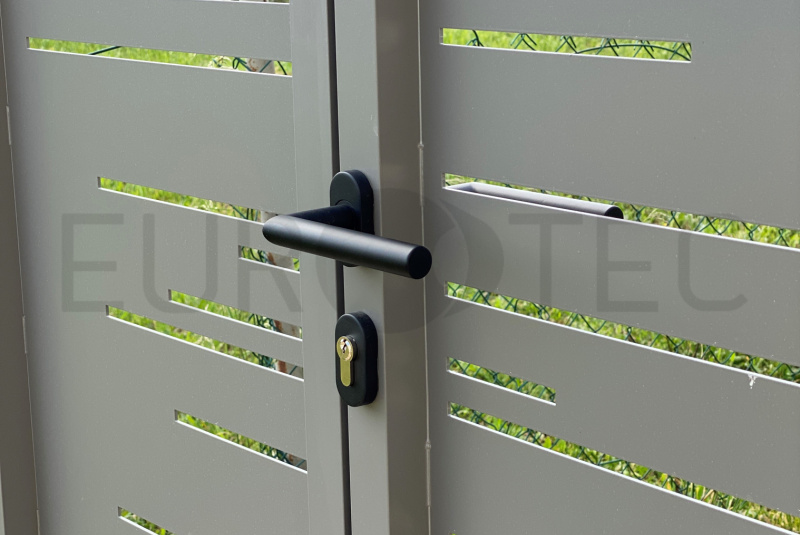 Brány a ploty / VYPAĽOVANÉ - foto Brány a ploty / VYPAĽOVANÉ - foto