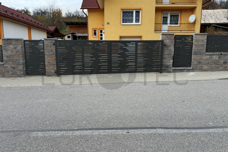 Brány a ploty / VYPAĽOVANÉ - foto Brány a ploty / VYPAĽOVANÉ - foto