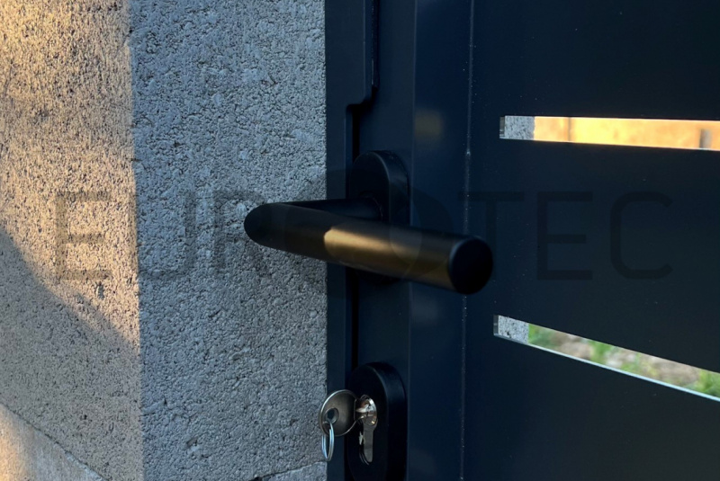 Brány a ploty / VYPAĽOVANÉ - foto Brány a ploty / VYPAĽOVANÉ - foto