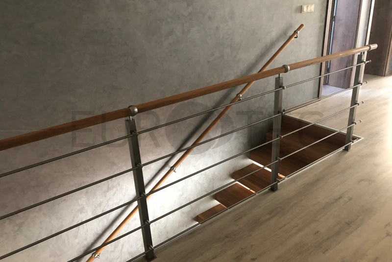 Zábradlia a balkóny / Prútová výplň - foto Zábradlia a balkóny / Prútová výplň - foto