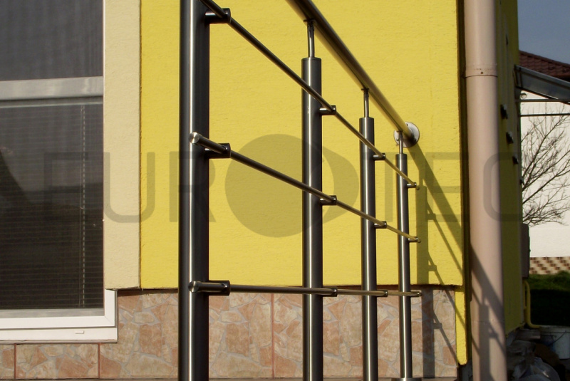 Zábradlia a balkóny / Prútová výplň - foto Zábradlia a balkóny / Prútová výplň - foto