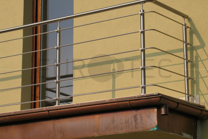 Zábradlia a balkóny / Prútová výplň - foto Zábradlia a balkóny / Prútová výplň - foto
