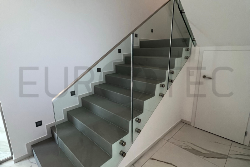 Zábradlia a balkóny / Sklenené - Terče - foto Zábradlia a balkóny / Sklenené - Terče - foto