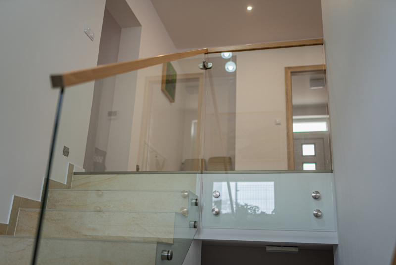 Zábradlia a balkóny / Sklenené - Terče - foto Zábradlia a balkóny / Sklenené - Terče - foto