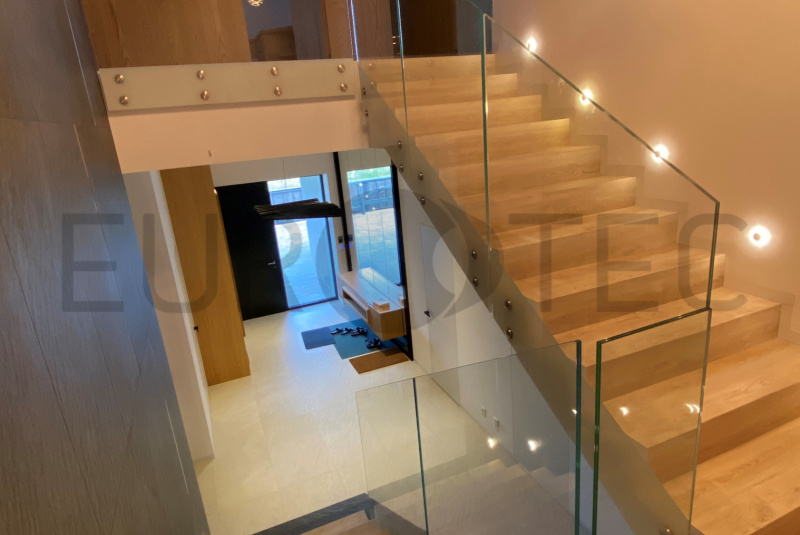 Zábradlia a balkóny / Sklenené - Terče - foto Zábradlia a balkóny / Sklenené - Terče - foto